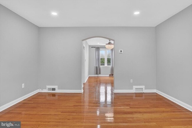 Building Photo - 1207 Cedarcroft Rd