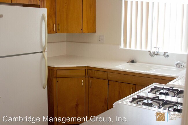 Foto del edificio - 3 br, 1 bath House - 4901 Sunline