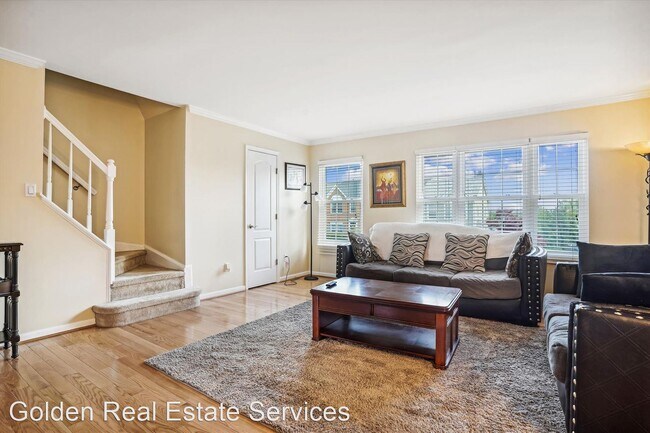 Building Photo - 3 br, 4 bath House - 2816 Brier Pond Cir