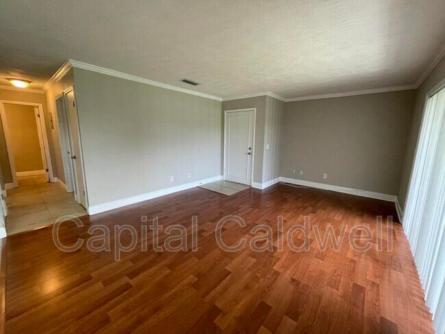 Building Photo - 13686 Orange Sunset Dr