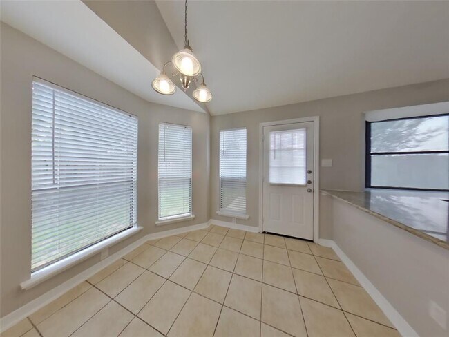 Foto del edificio - 13822 Cantwell Dr