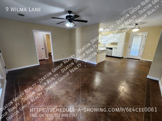 Building Photo - 9 Wilma Ln