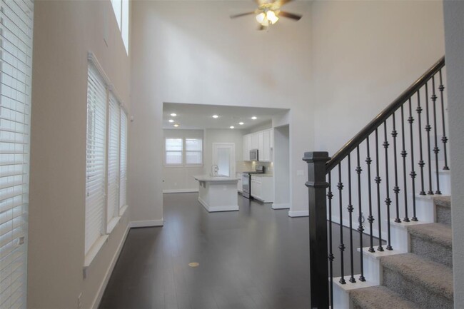 Foto del edificio - 8920 Live Oak Grove Ln