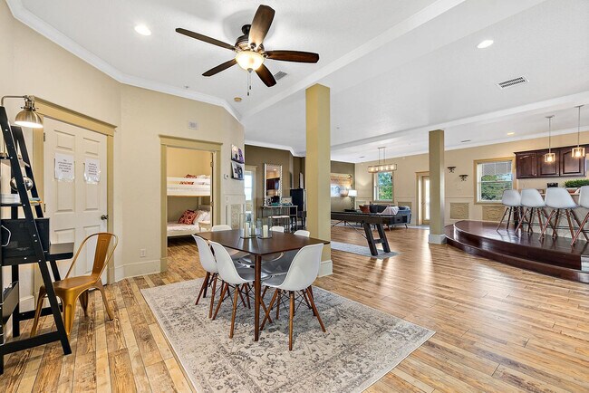 Foto del edificio - 92 Washington St