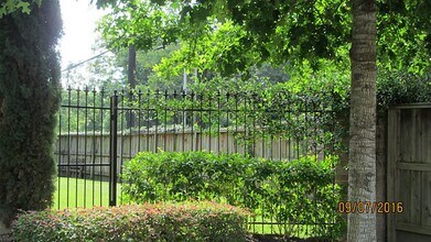 Building Photo - 5202 Brinkman Ct