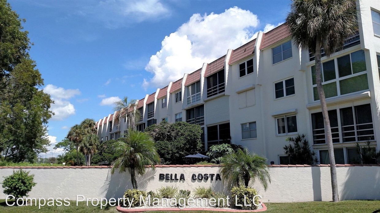 Foto principal - 220 Santa Maria St