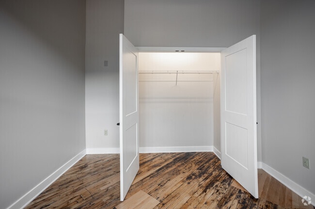 2HAB, 1,5BA - 1.003 ft² - The Lofts at Rockland Silk Mill