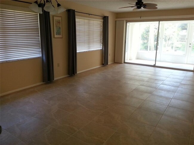 Building Photo - 2312 Springsong Dr