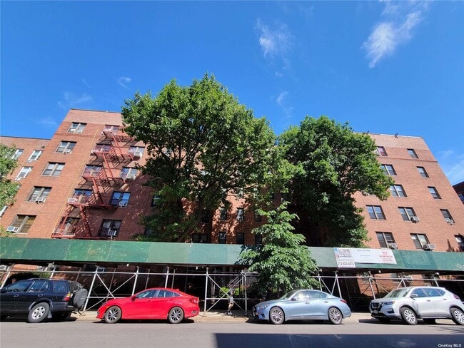 Building Photo - 100-10 67th Rd