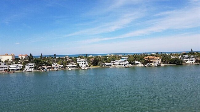 Foto del edificio - 700 Island Way