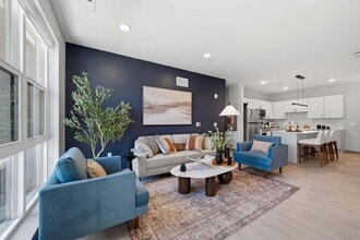 Building Photo - The Apartments at Plymouth Walk