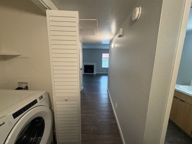 Interior Photo - Corona Pointe Apartments