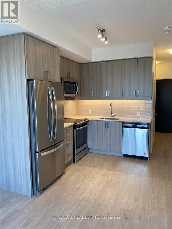 Building Photo - 8 Nahani Way