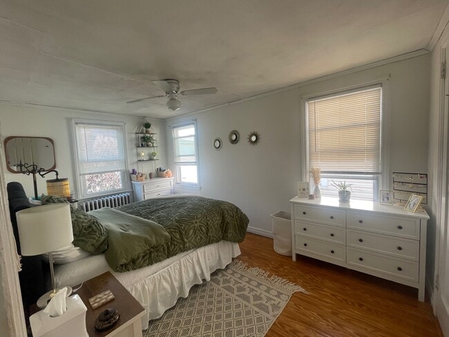 upper side bedroom - 63 Brookline Ave