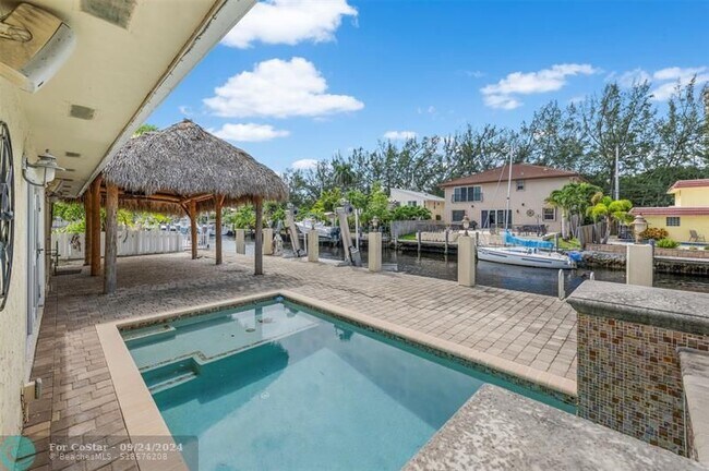 Foto del edificio - 2620 SE 14th St