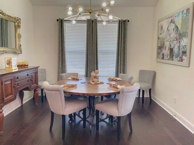 Foto del edificio - 5245 Lusso Trl