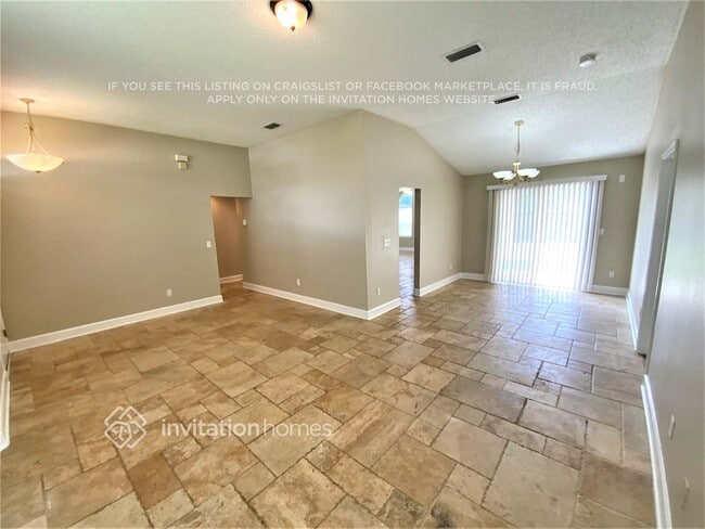 Building Photo - 12775 Dunns View Dr
