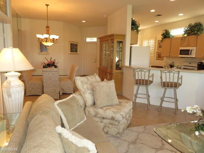 Building Photo - 2 br, 1.5 bath House - 80208 Royal Birkdal...