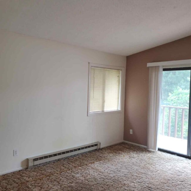 Foto del edificio - 1319 Glen Haven Dr