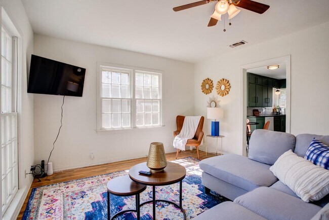 Building Photo - 2518 27th St