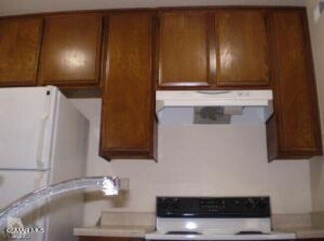 Building Photo - Annandale Whispering Pines, 2+2 condominiu...