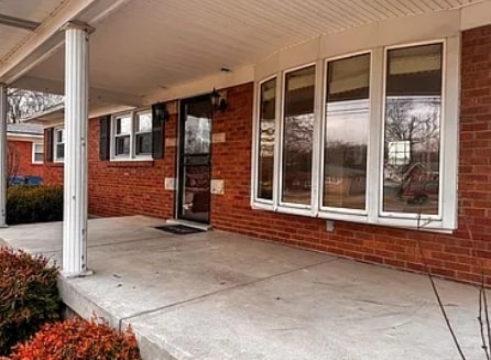 Photo - Upper Hunters House