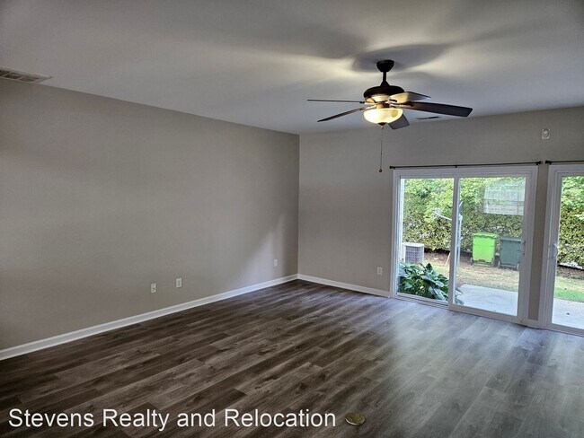 Building Photo - 3 br, 2.5 bath House - 8124 Rhiannon Road
