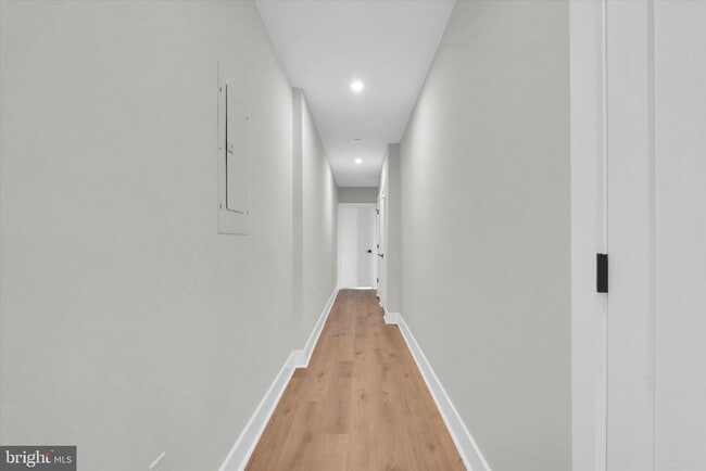 Building Photo - 1915 Benning Rd NE