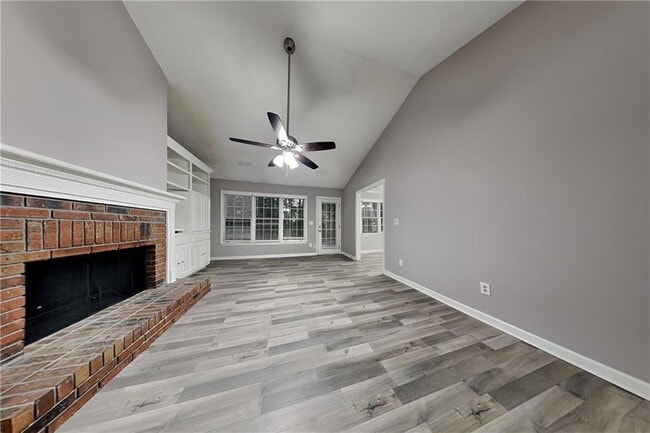 Building Photo - 2150 Lakeway Dr