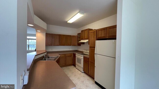 Foto del edificio - 4178 Waterford Dr