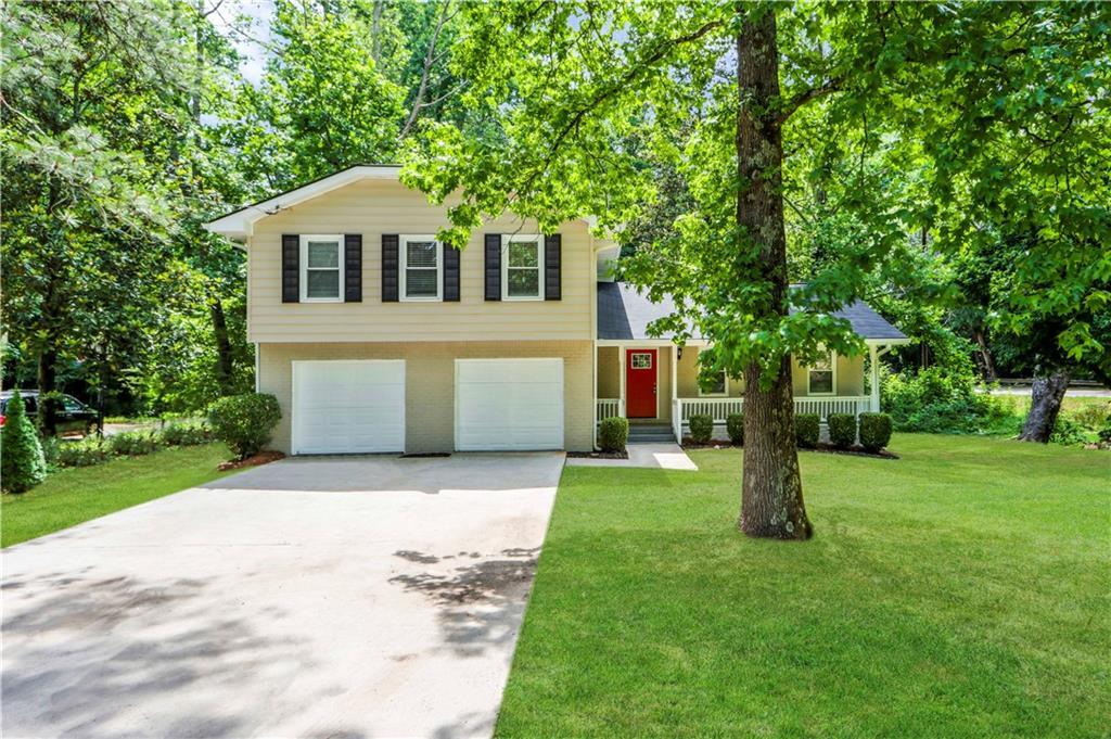 285 Shelton Woods Ct, Stone Mountain, GA 30088 House Rental in Stone