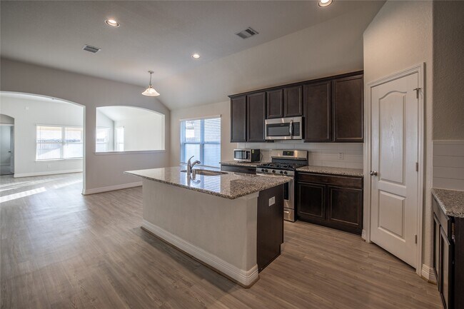 Foto del edificio - 3427 Avary River Ln