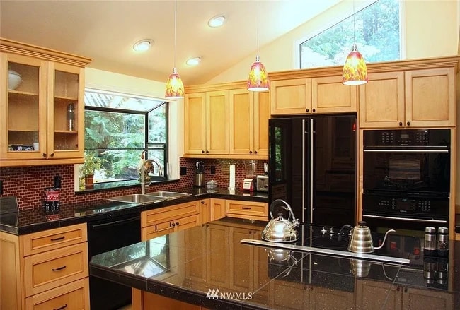 Kitchen - 7508 145th Ave NE