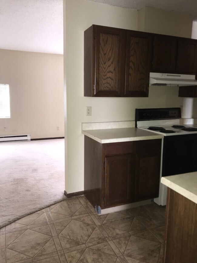 Building Photo - 308 Sunrise Dr