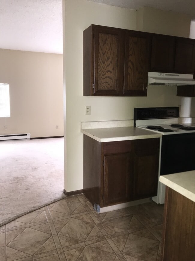 Building Photo - 308 Sunrise Dr