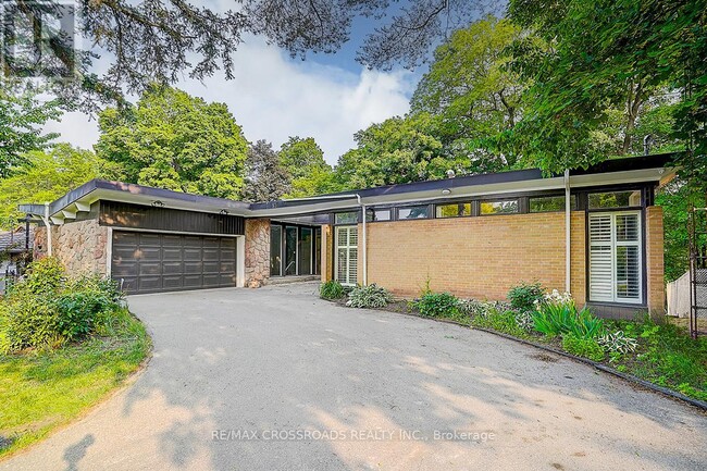 Building Photo - 53 Forest Grove Dr