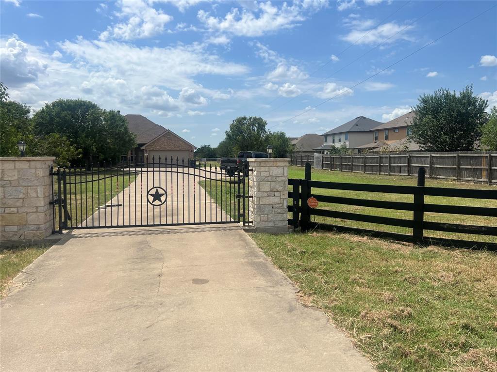 Foto principal - 1100 County Rd 313