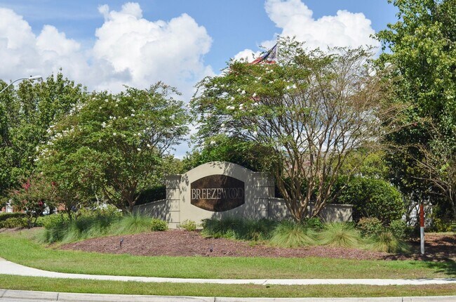 Foto del edificio - 4140 Breezewood Dr