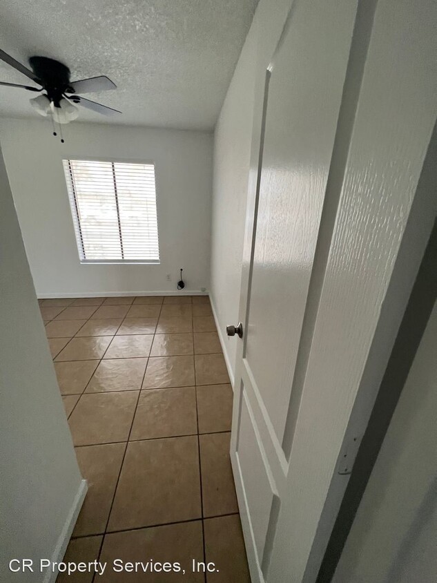 Primary Photo - 3 br, 2 bath House - 1111 W Calle Tuberia
