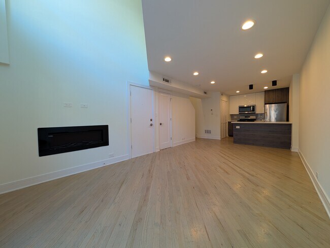 Foto del edificio - 3763 N Sheffield Ave