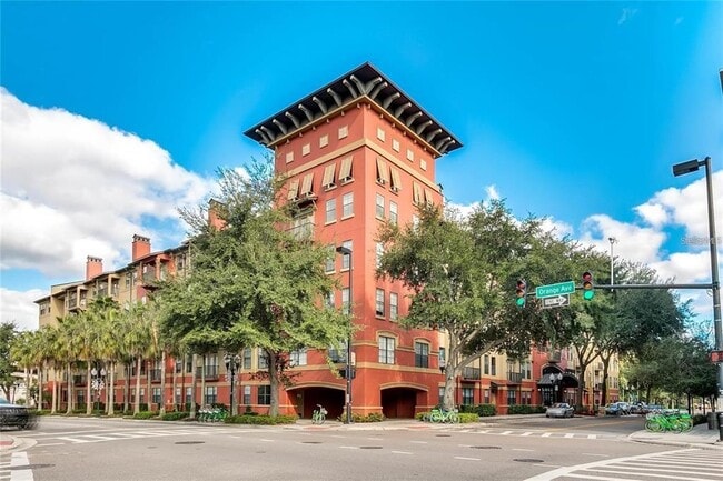 Building Photo - 911 N Orange Ave