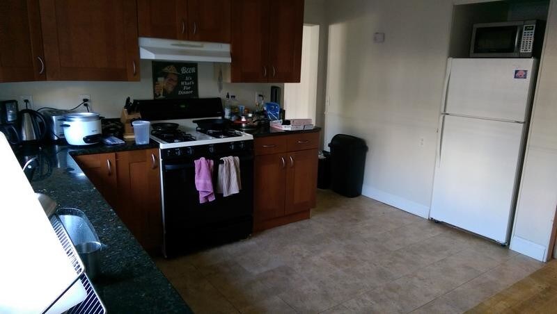 Primary Photo - 21 Appleton St