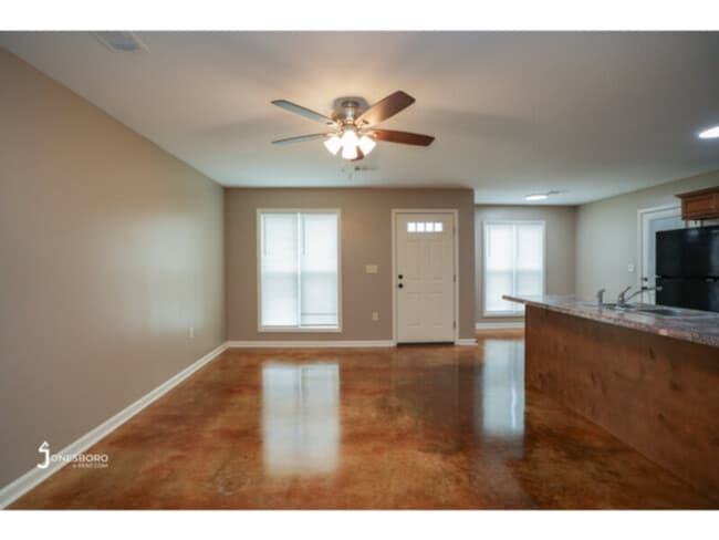 Building Photo - 3887 Turfway: 3BR 2BA house!