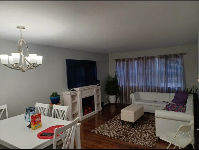 Foto del edificio - 515 Bound Brook Rd