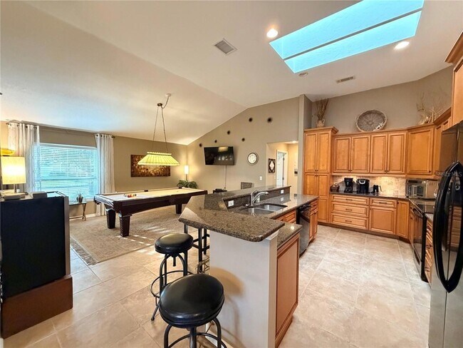 Foto del edificio - 8317 9th Ave Terrace NW