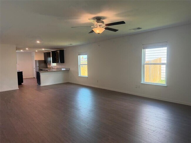 Foto del edificio - 18300 Speculator Ln