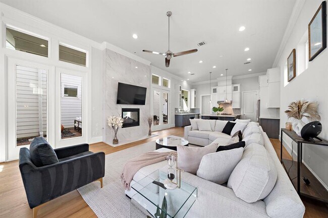 Foto del edificio - 2411 Kolbe Reach Ln