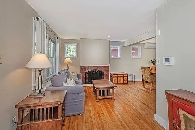 Building Photo - 5132 Beeler St