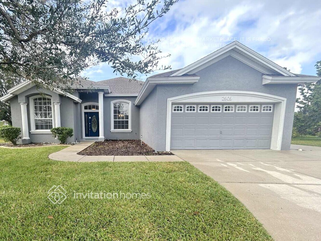 Foto principal - 2909 Dunhill Cir