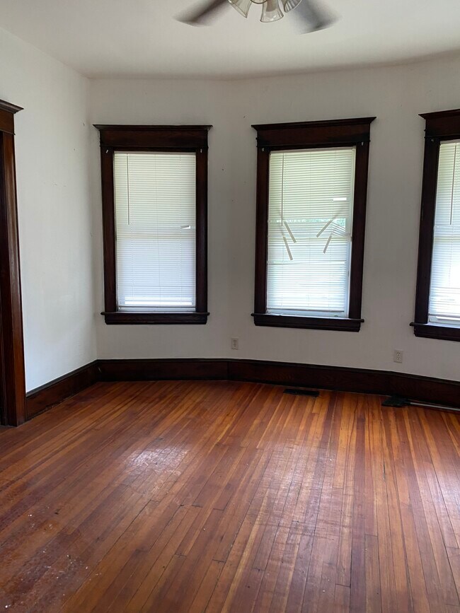 Foto del edificio - 132 Cherry St
